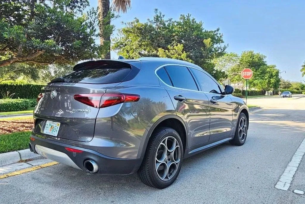 2018 Alfa Romeo - Image 5 of 12