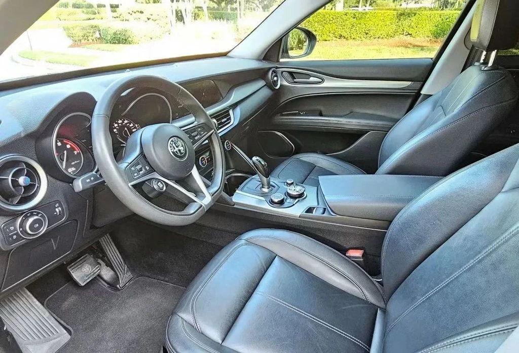 2018 Alfa Romeo Stelvio - Image 9 of 12