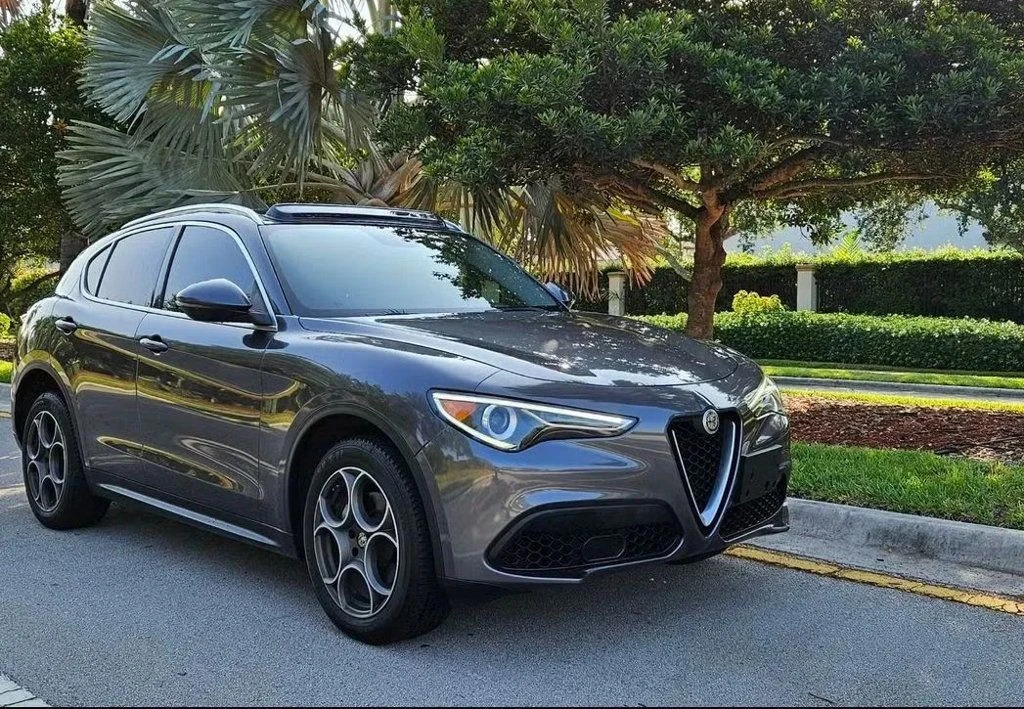 2018 Alfa Romeo Stelvio - Image 11 of 12