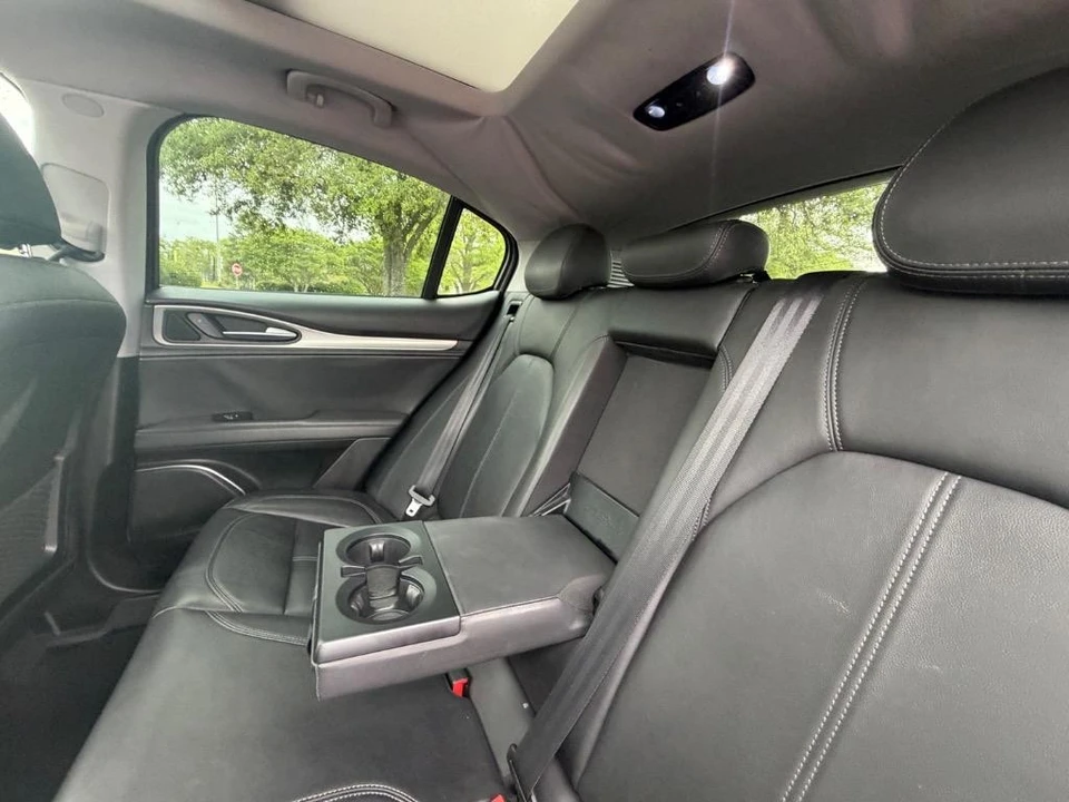 2018 Alfa Romeo Stelvio - Image 21 of 21