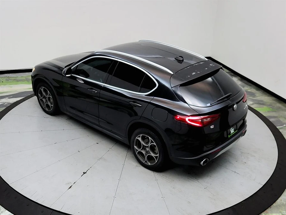 2018 Alfa Romeo Stelvio - Image 31 of 31