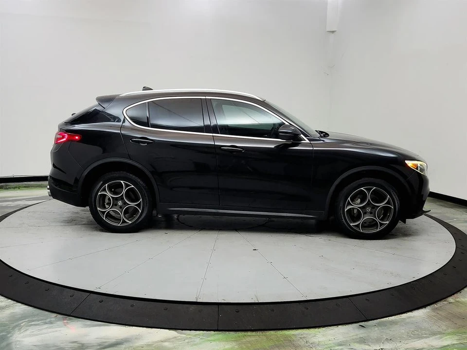 2018 Alfa Romeo Stelvio - Image 4 of 31