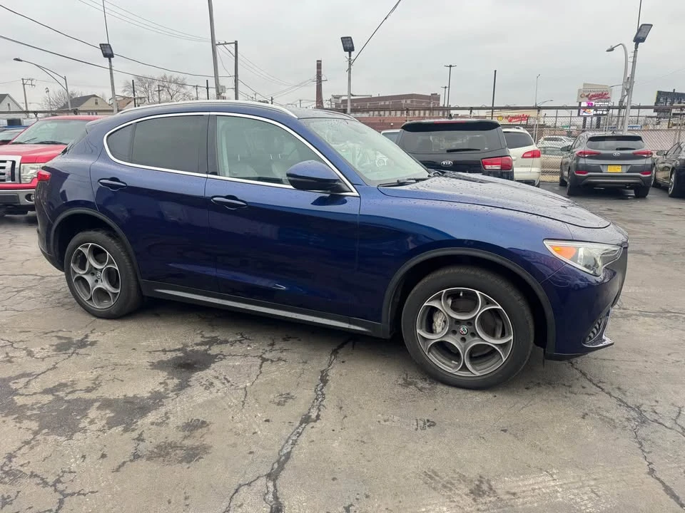 2018 Alfa Romeo Stelvio - Image 12 of 20