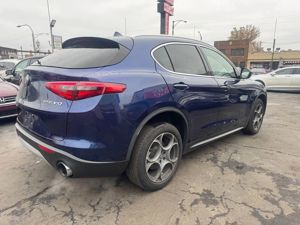 2018 Alfa Romeo Stelvio - Image 13 of 20