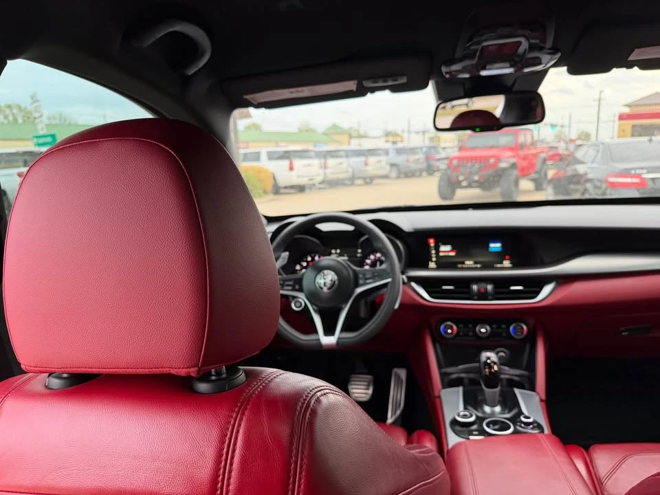 2018 Alfa Romeo Stelvio - Image 12 of 20