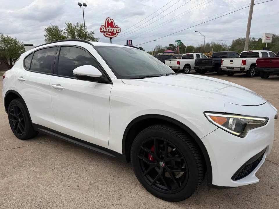 2018 Alfa Romeo Stelvio - Image 3 of 20