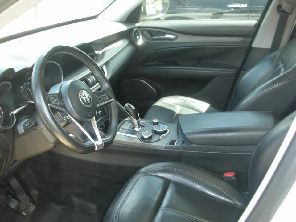 2018 Alfa Romeo Stelvio - Image 5 of 7