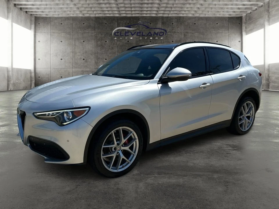 2018 Alfa Romeo Stelvio - Image 8 of 20