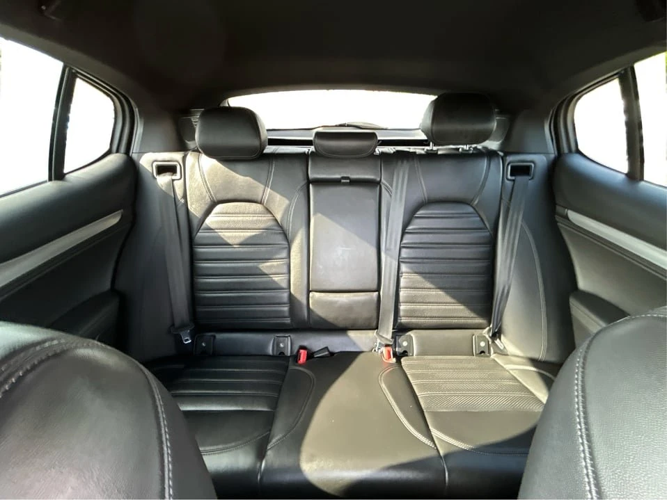 2018 Alfa Romeo Stelvio - Image 15 of 20