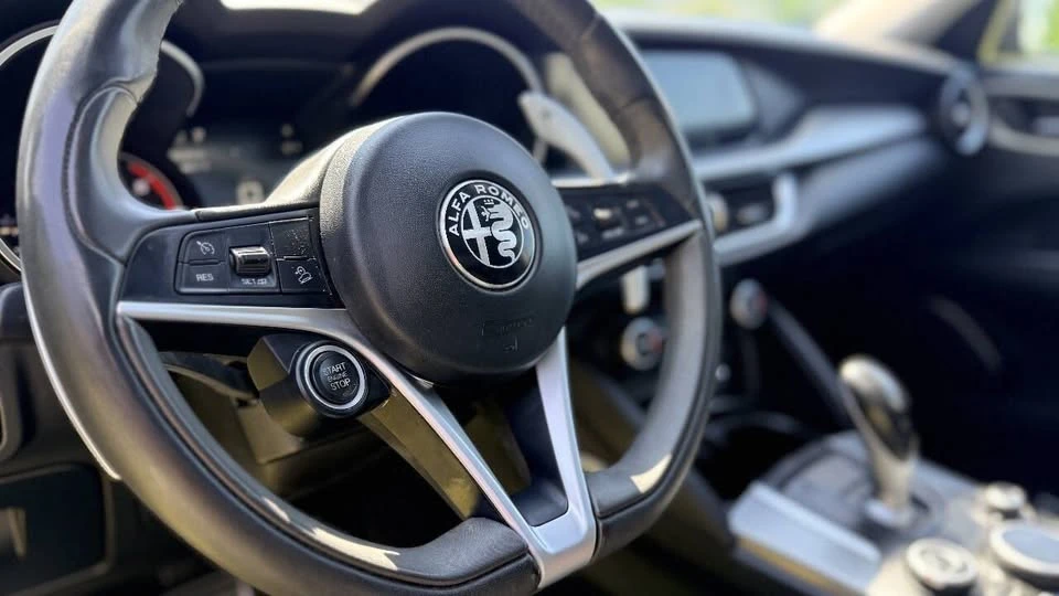 2018 Alfa Romeo Stelvio - Image 11 of 20