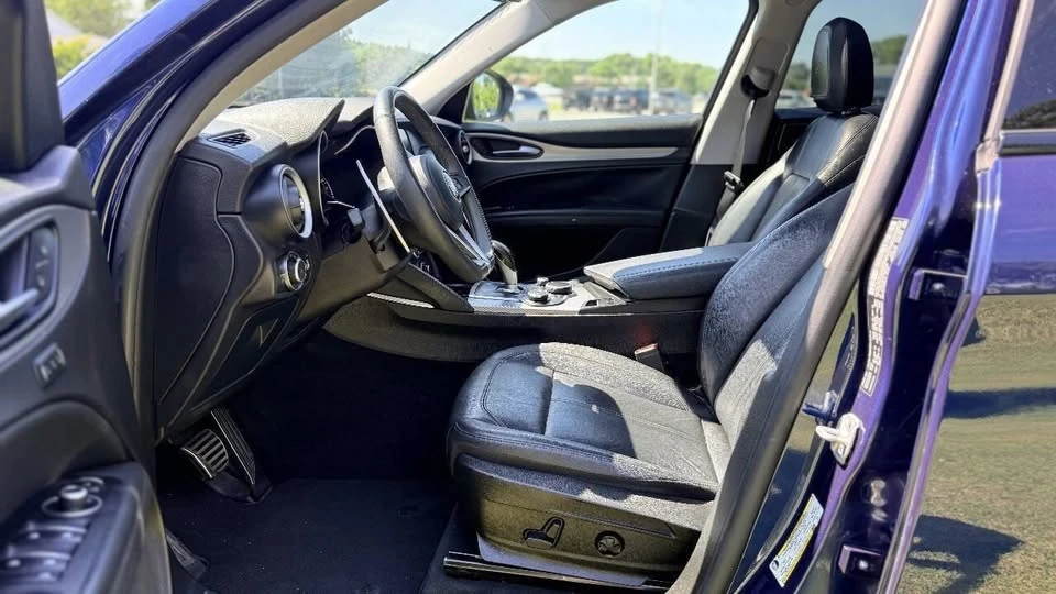 2018 Alfa Romeo Stelvio - Image 13 of 20