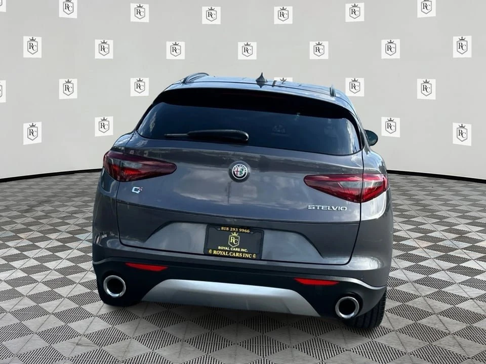 2018 Alfa Romeo Stelvio - Image 6 of 20