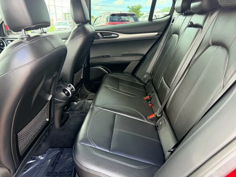 2018 Alfa Romeo Stelvio - Image 13 of 20