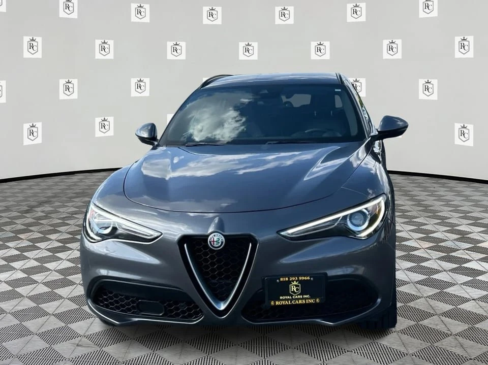 2018 Alfa Romeo Stelvio - Image 2 of 20