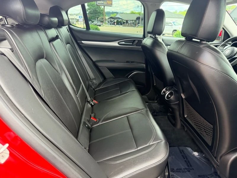 2018 Alfa Romeo Stelvio - Image 15 of 20
