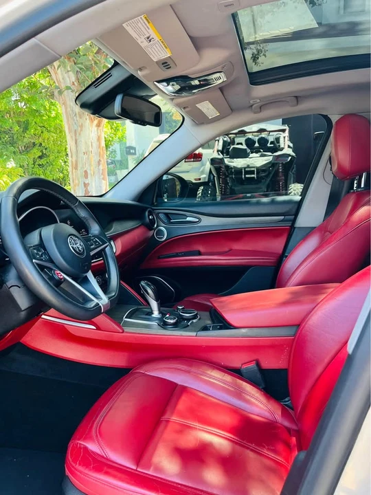 2018 Alfa Romeo Stelvio - Image 7 of 9