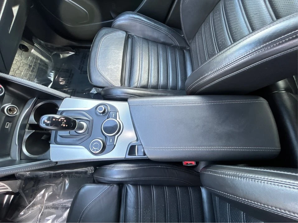 2018 Alfa Romeo Stelvio - Image 17 of 20