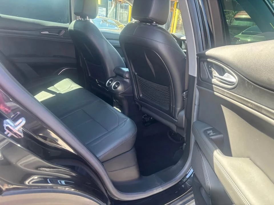 2018 Alfa Romeo Stelvio - Image 5 of 12
