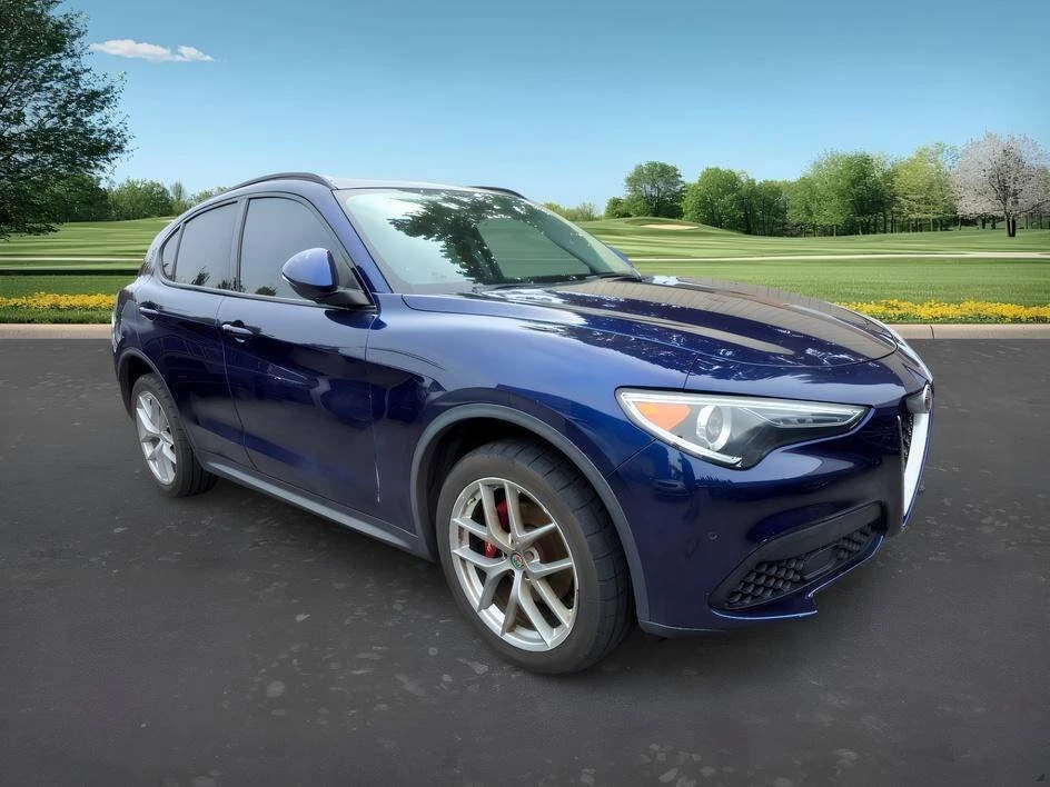 2018 Alfa Romeo Stelvio - Image 2 of 9