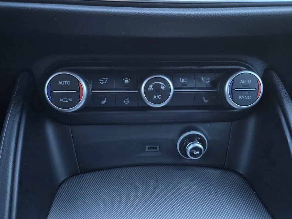 2018 Alfa Romeo Stelvio - Image 9 of 20