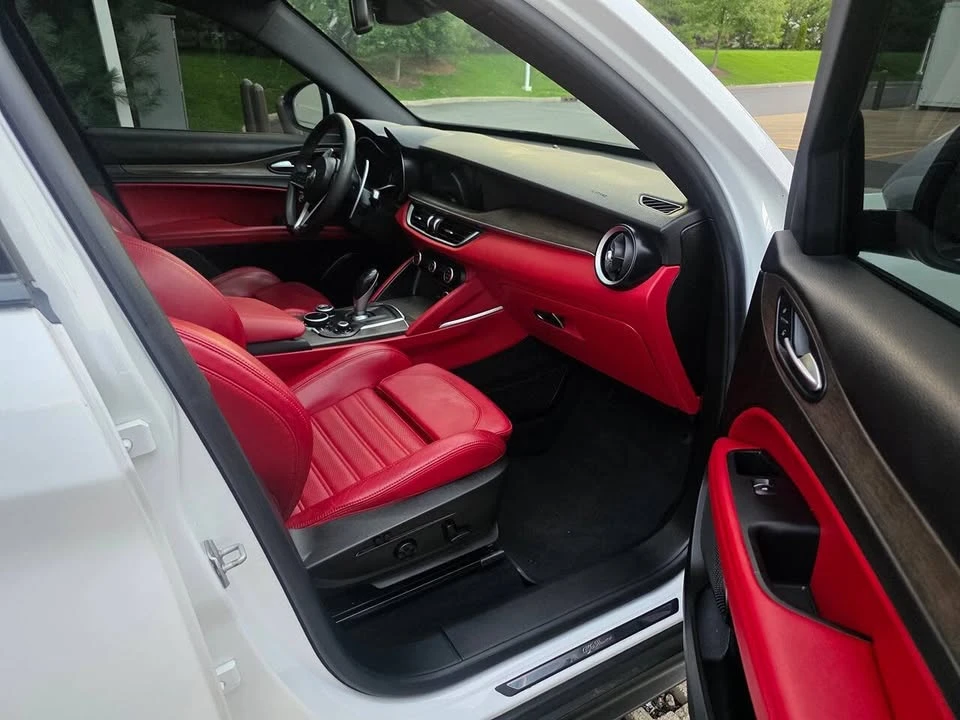 2018 Alfa Romeo Stelvio - Image 8 of 16