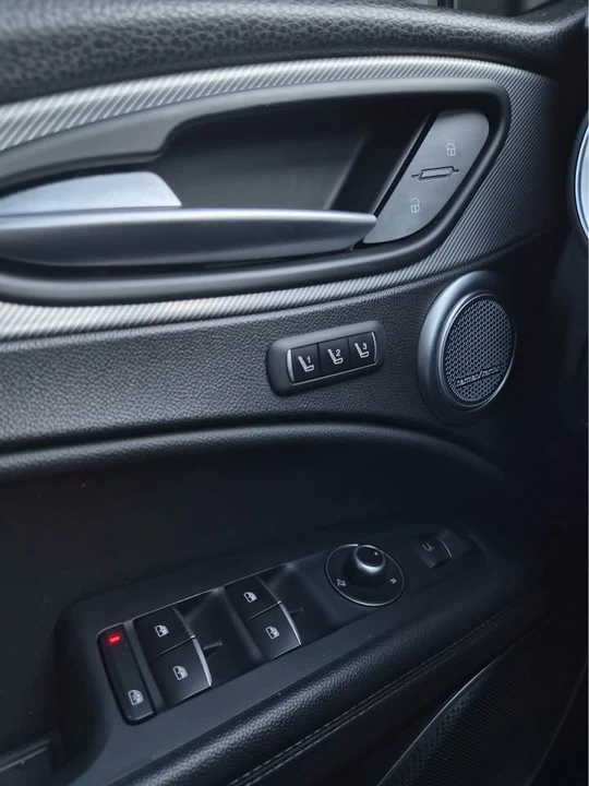 2018 Alfa Romeo Stelvio - Image 9 of 19