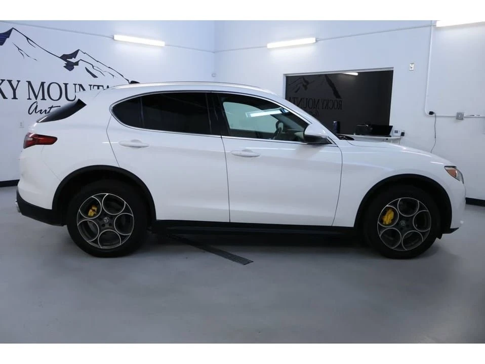 2018 Alfa Romeo Stelvio - Image 8 of 20