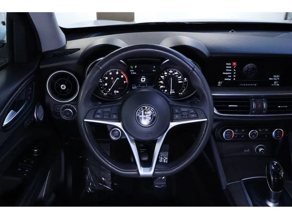 2018 Alfa Romeo Stelvio - Image 19 of 20