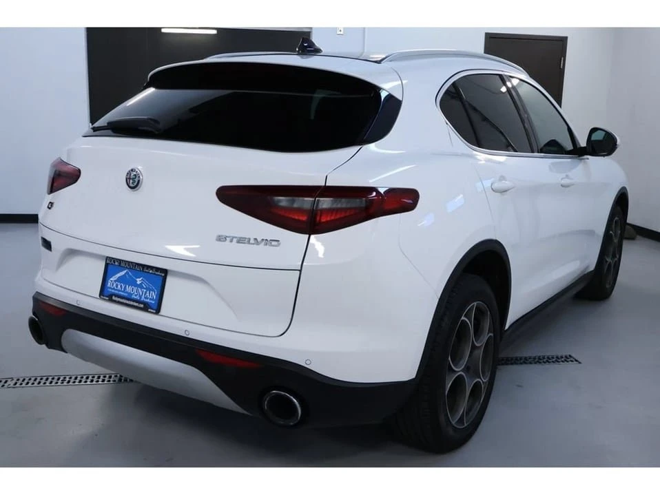 2018 Alfa Romeo Stelvio - Image 7 of 20