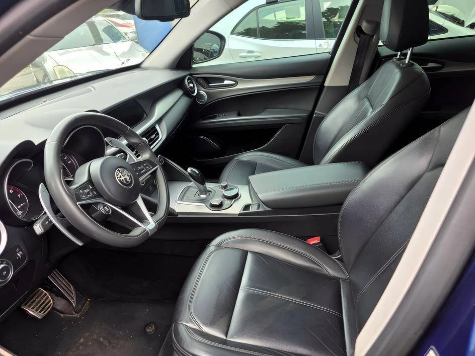 2018 Alfa Romeo Stelvio - Image 7 of 9