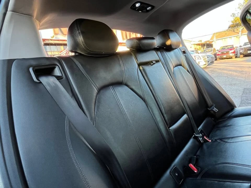 2018 Alfa Romeo Stelvio - Image 17 of 20