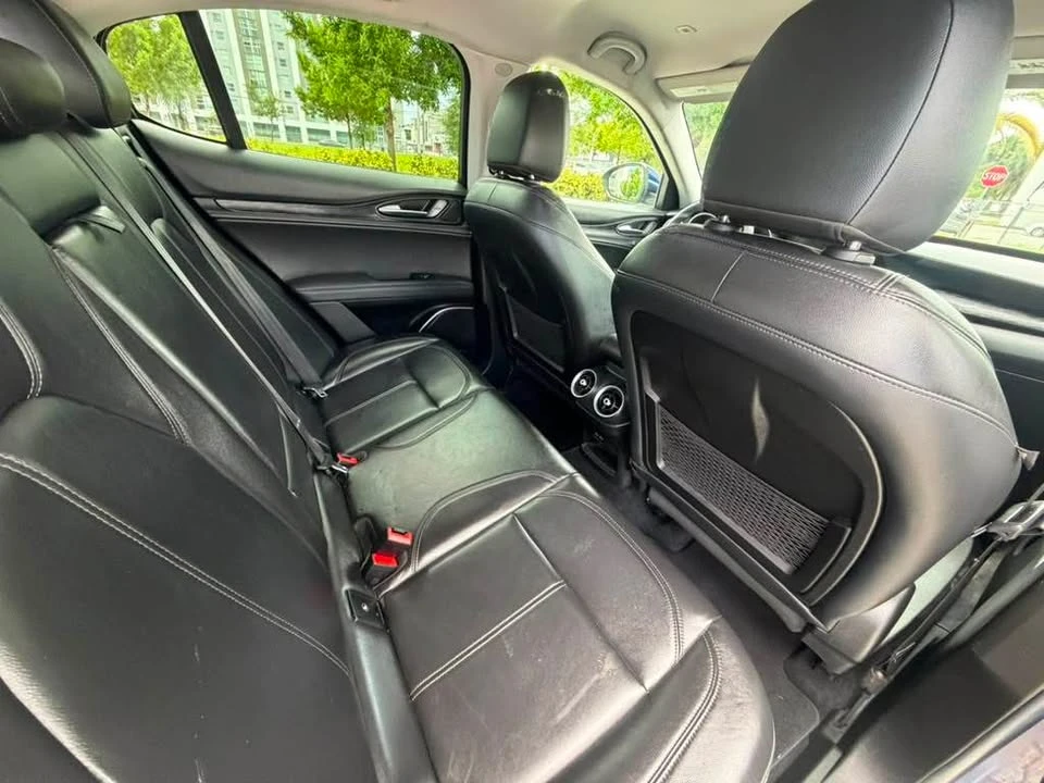 2018 Alfa Romeo Stelvio - Image 13 of 18
