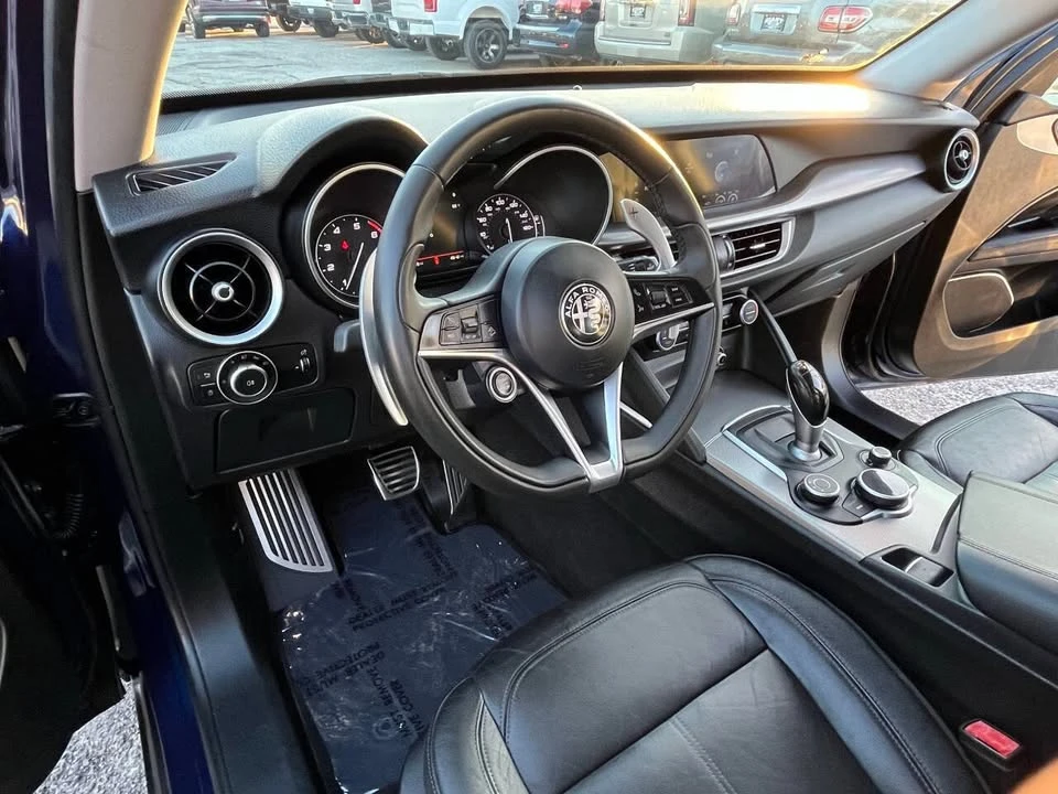 2018 Alfa Romeo Stelvio - Image 8 of 20