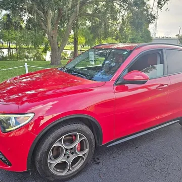 2018 Alfa Romeo Stelvio Sport