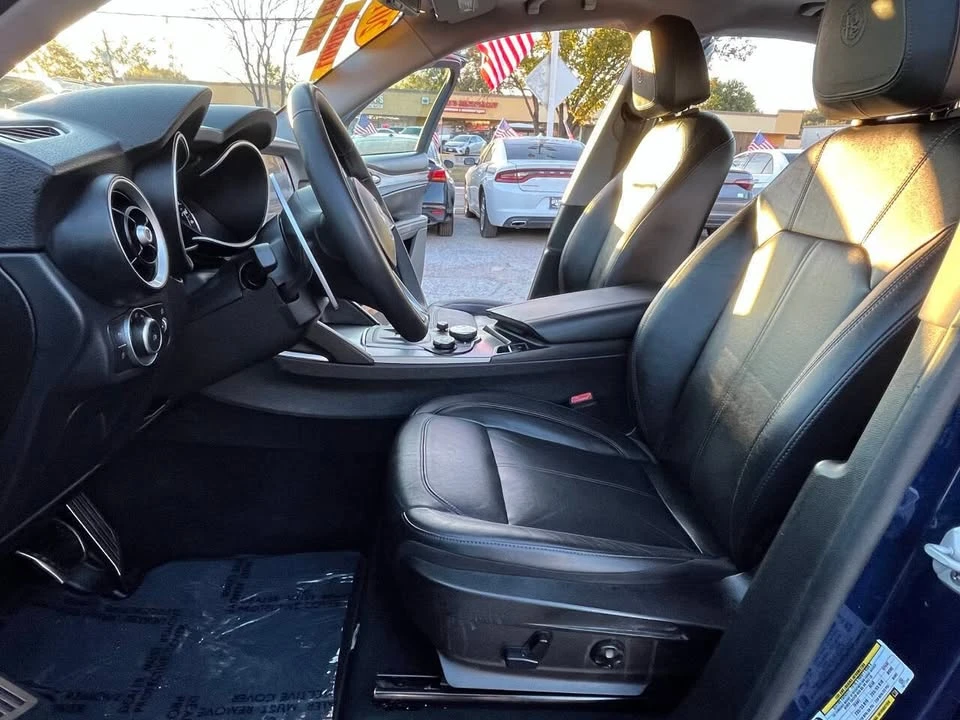 2018 Alfa Romeo Stelvio - Image 9 of 20