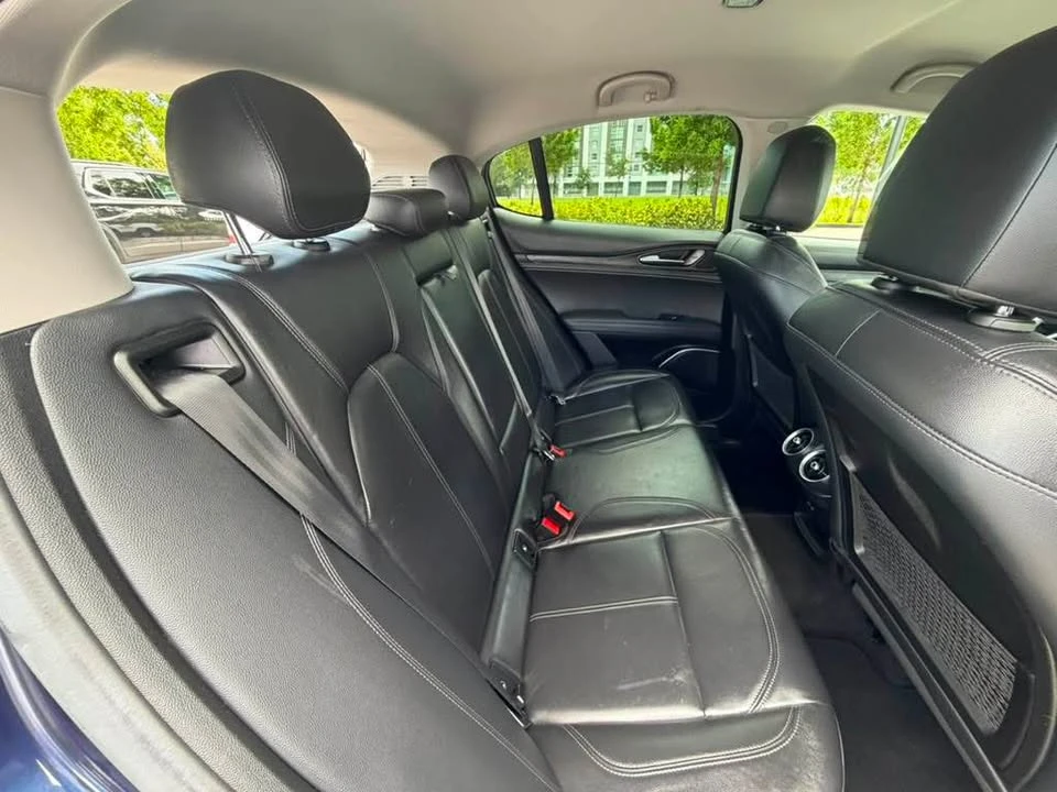 2018 Alfa Romeo Stelvio - Image 14 of 18