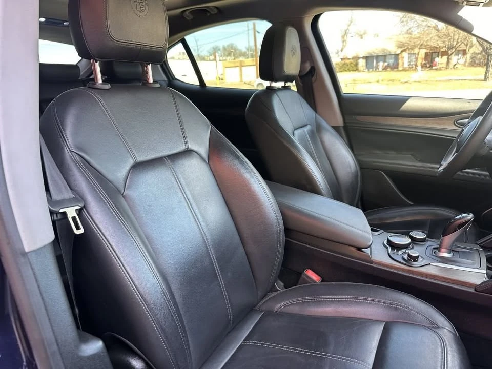 2018 Alfa Romeo Stelvio - Image 11 of 20