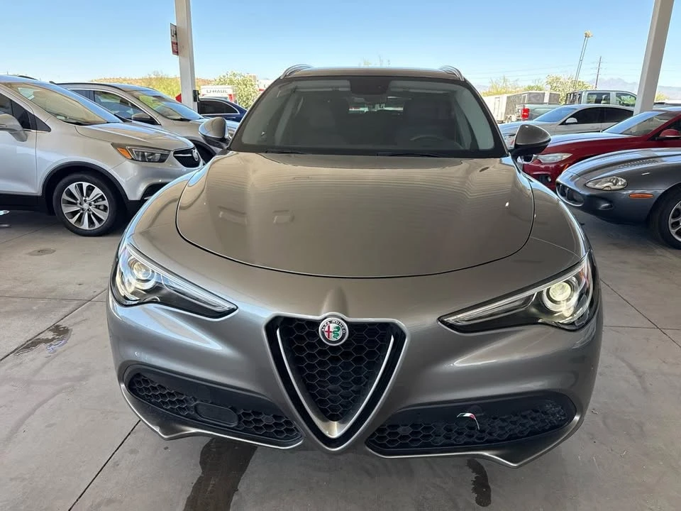 2018 Alfa Romeo Stelvio - Image 2 of 20