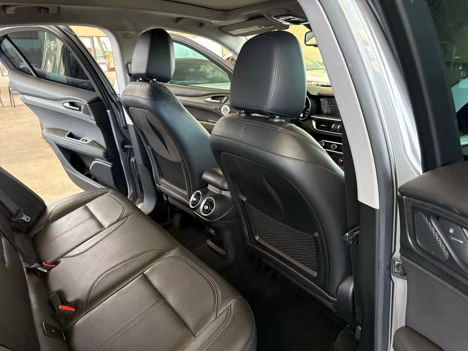 2018 Alfa Romeo Stelvio - Image 19 of 20