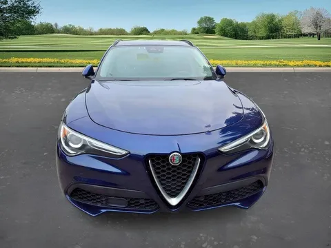 2018 Alfa Romeo Stelvio Sport