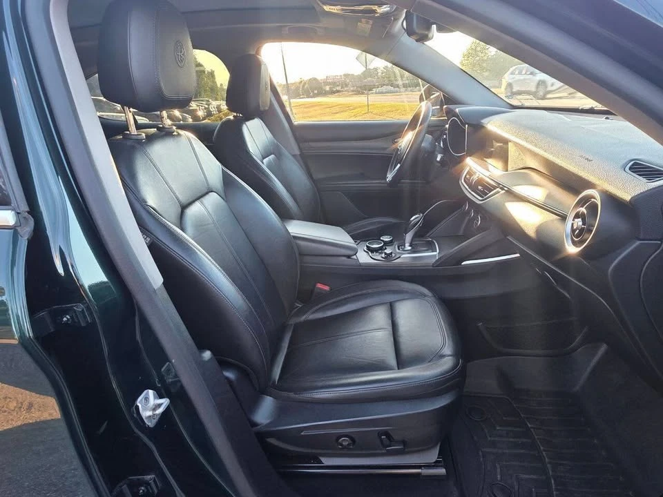 2018 Alfa Romeo Stelvio - Image 15 of 20