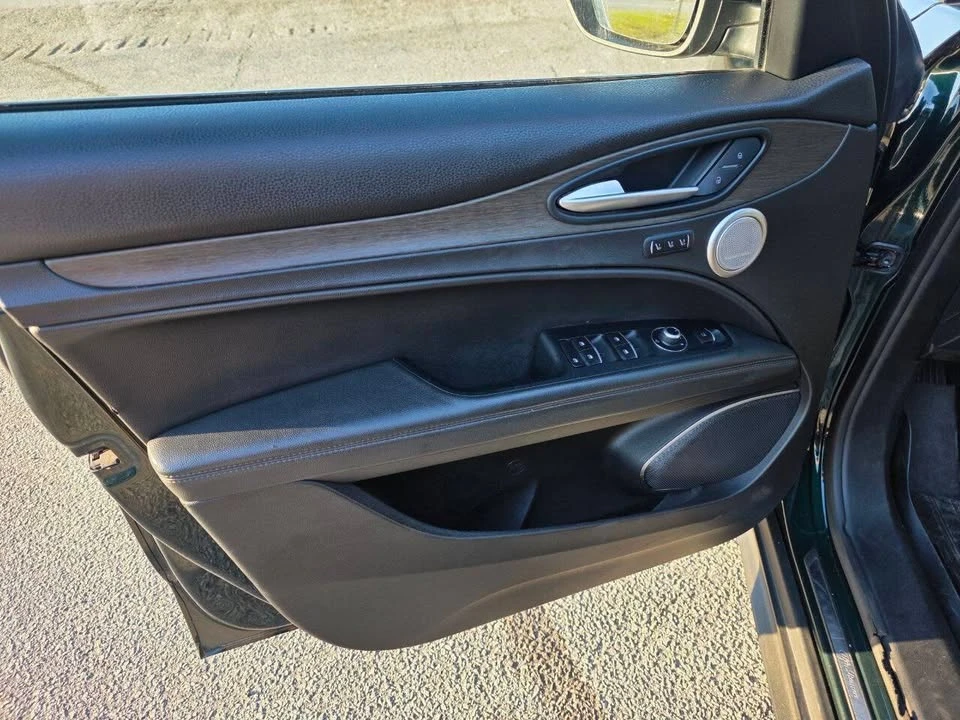 2018 Alfa Romeo Stelvio - Image 10 of 20