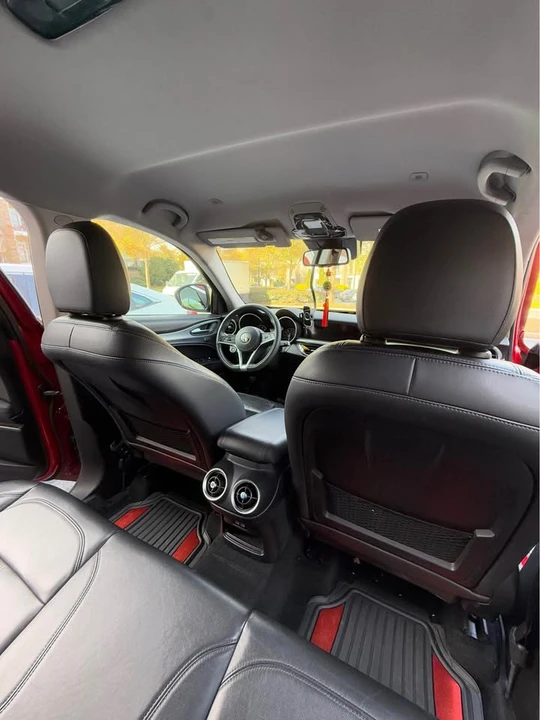 2018 Alfa Romeo Stelvio - Image 6 of 9