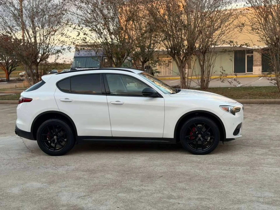 2018 Alfa Romeo Stelvio - Image 3 of 20