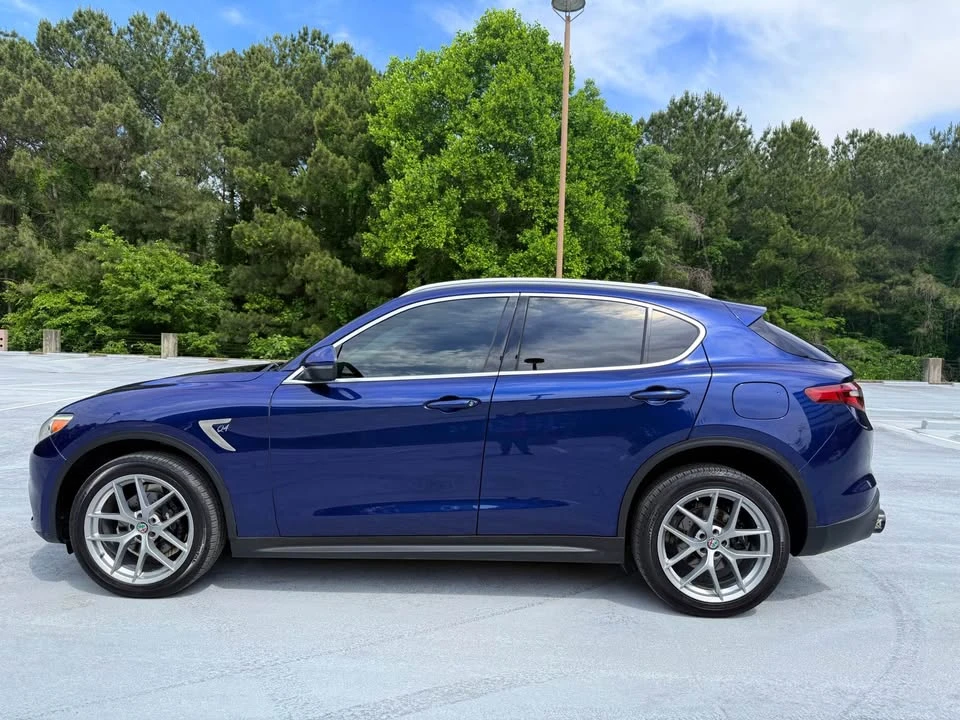 2018 Alfa Romeo Stelvio - Image 11 of 20