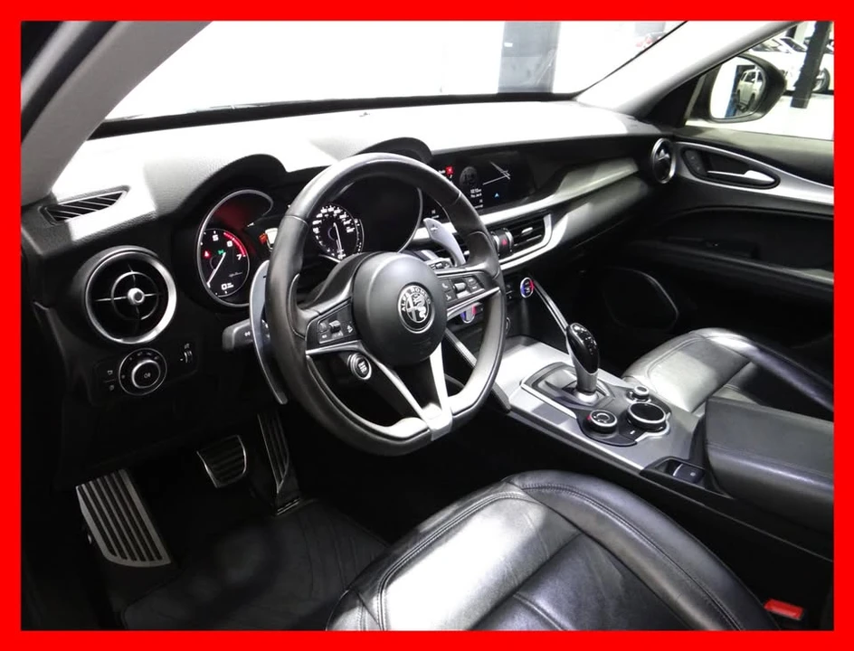 2018 Alfa Romeo Stelvio - Image 10 of 19