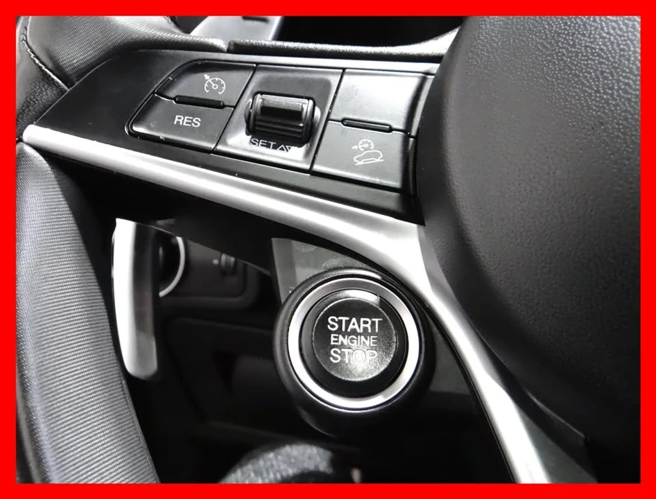 2018 Alfa Romeo Stelvio - Image 15 of 19