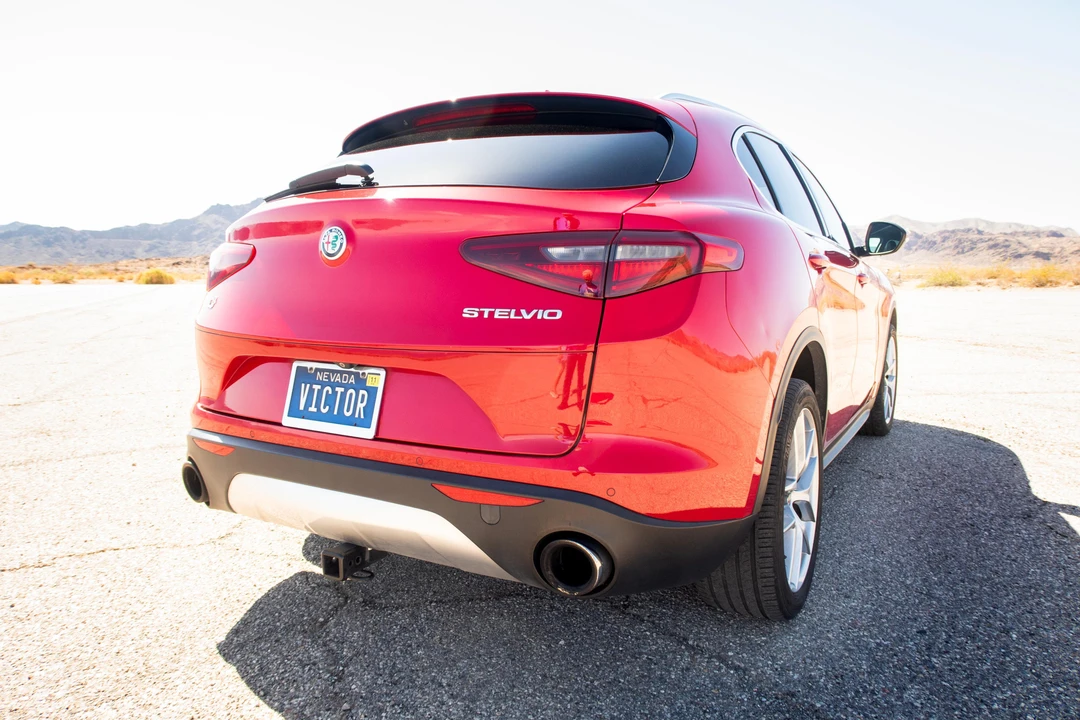2018 Alfa Romeo Stelvio - Image 11 of 31