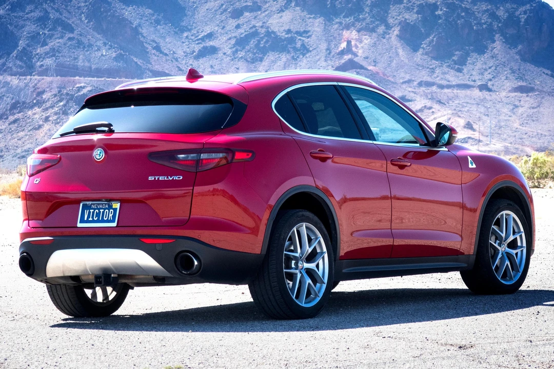 2018 Alfa Romeo Stelvio - Image 4 of 31