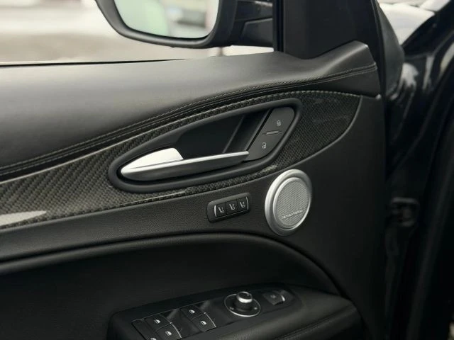 2018 Alfa Romeo Stelvio Quadrifoglio - Image 20 of 31